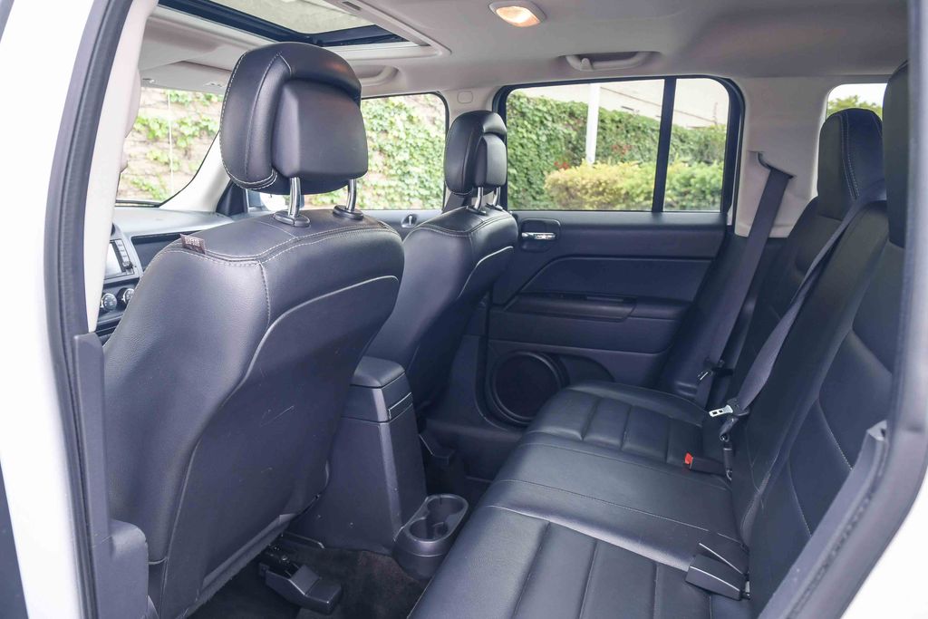 Thumbnail: 2016 Jeep Patriot - 11