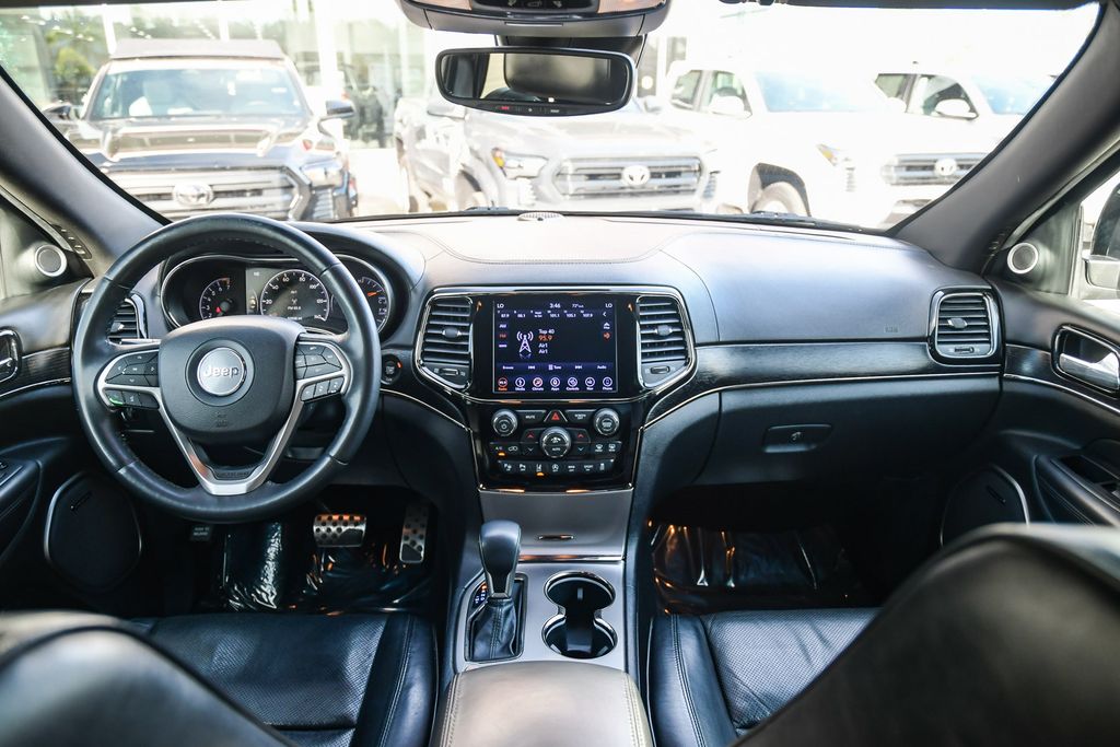Thumbnail: 2019 Jeep Grand Cherokee - 9