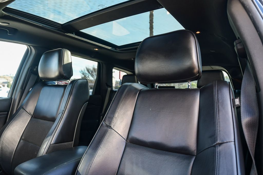 Thumbnail: 2019 Jeep Grand Cherokee - 23