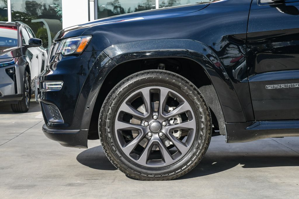 Thumbnail: 2019 Jeep Grand Cherokee - 7