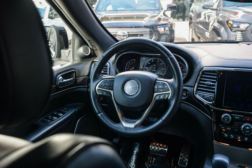 Thumbnail: 2019 Jeep Grand Cherokee - 2