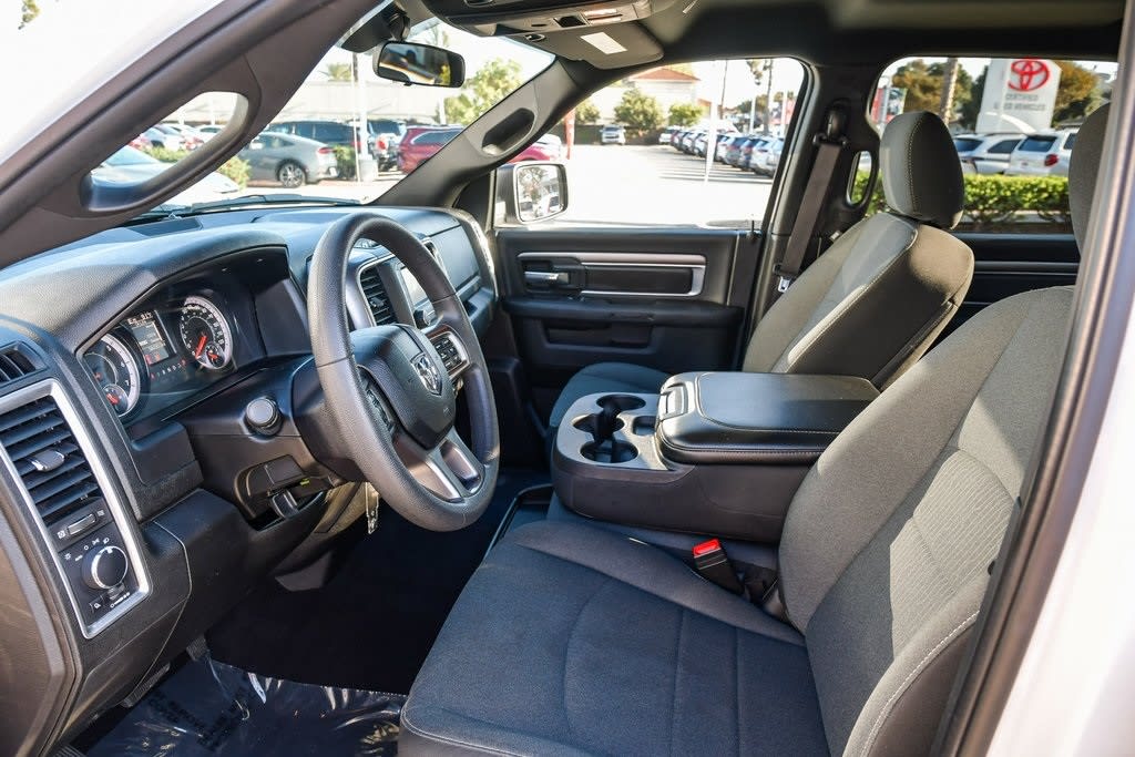 Thumbnail: 2024 RAM 1500 - 9