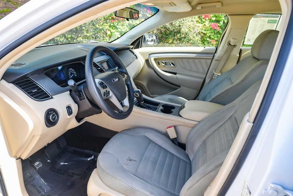 Thumbnail: 2013 Ford Taurus - 9
