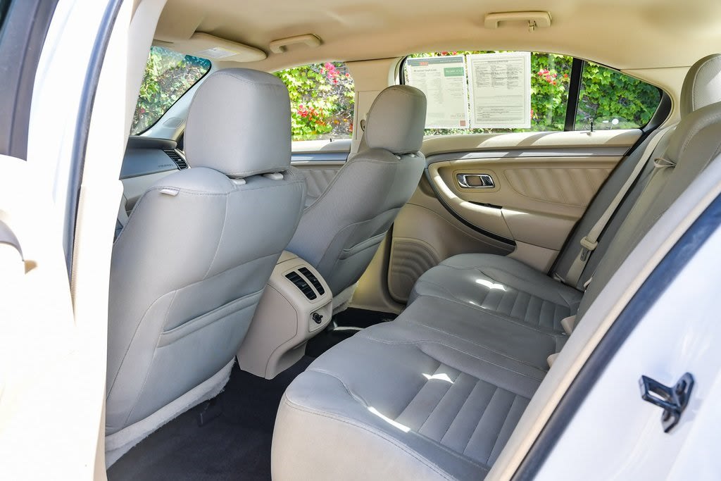 Thumbnail: 2013 Ford Taurus - 11