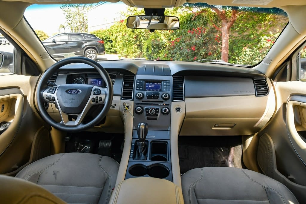 Thumbnail: 2013 Ford Taurus - 8