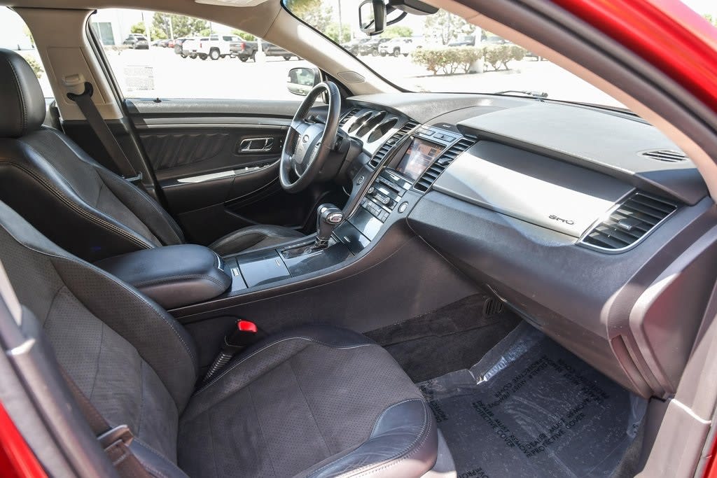 Thumbnail: 2011 Ford Taurus - 10