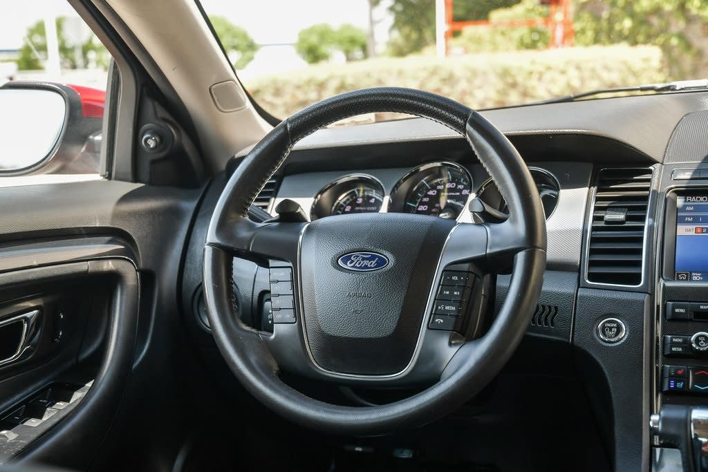 Thumbnail: 2011 Ford Taurus - 2