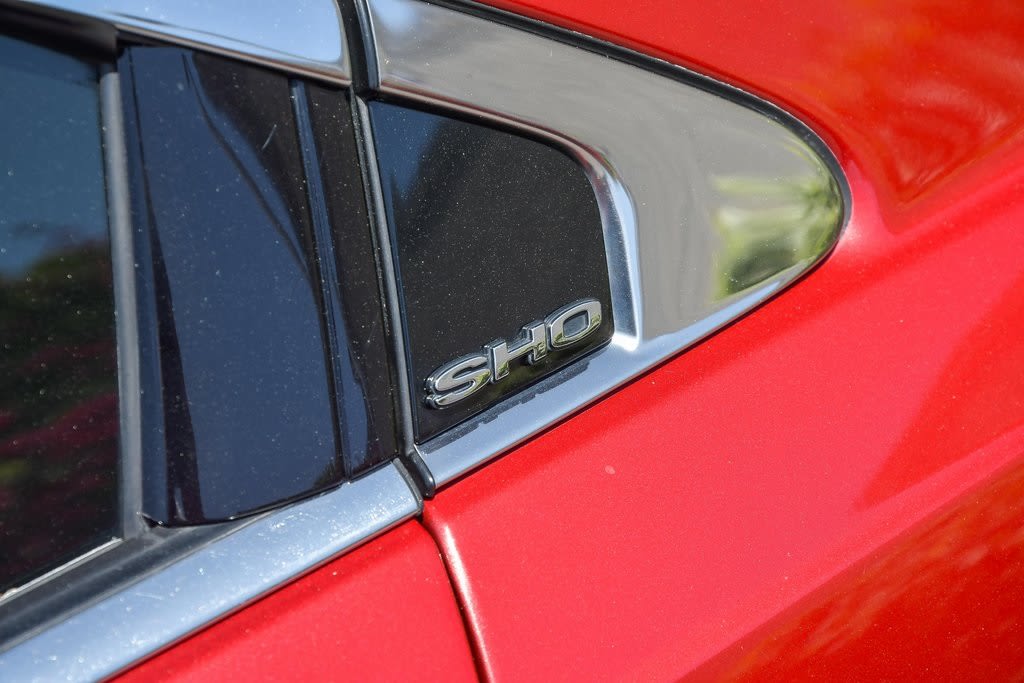 Thumbnail: 2011 Ford Taurus - 6