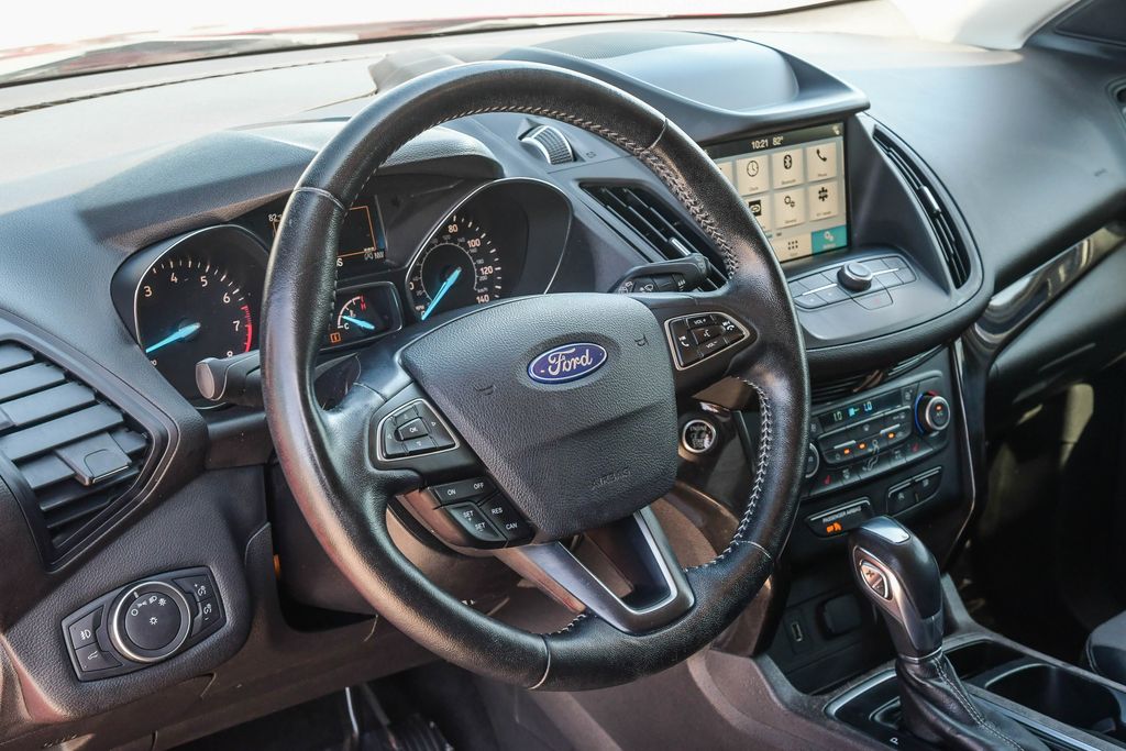 Thumbnail: 2019 Ford Escape - 13