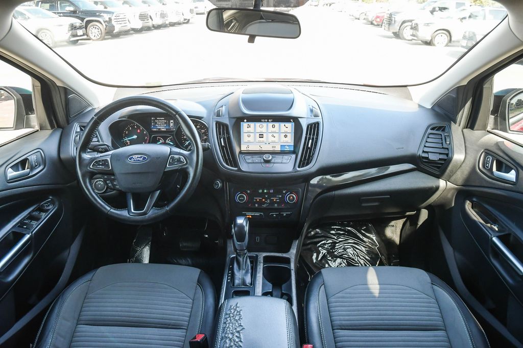 Thumbnail: 2019 Ford Escape - 9