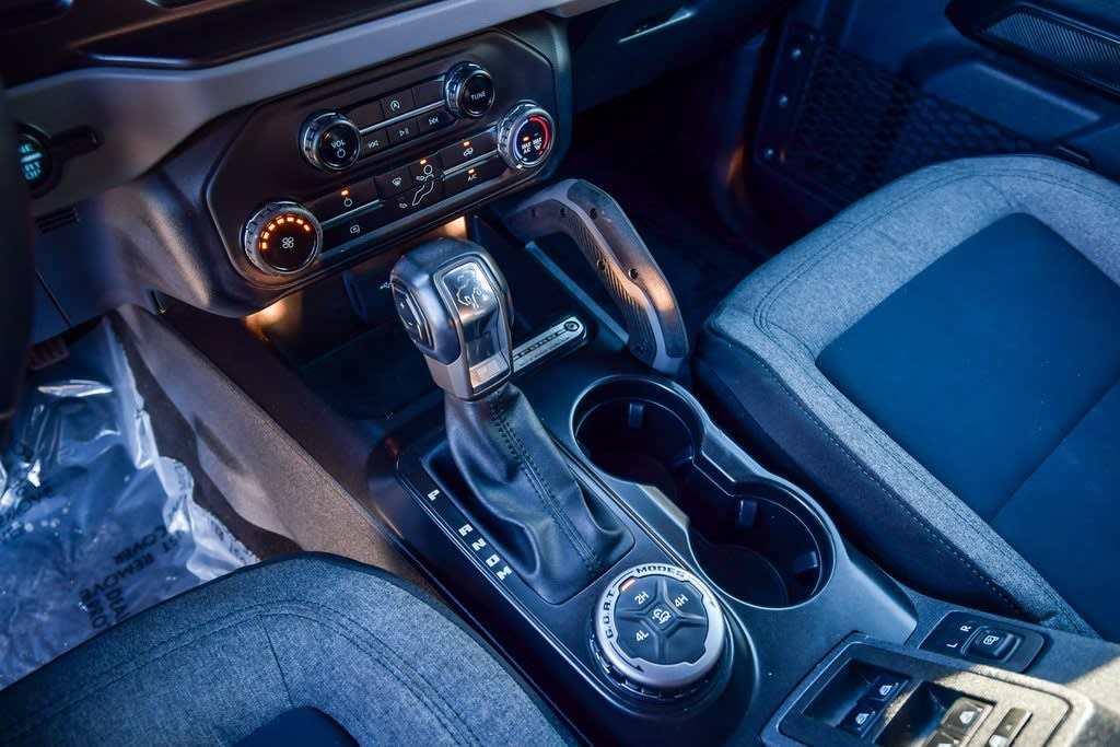 Thumbnail: 2021 Ford Bronco - 16