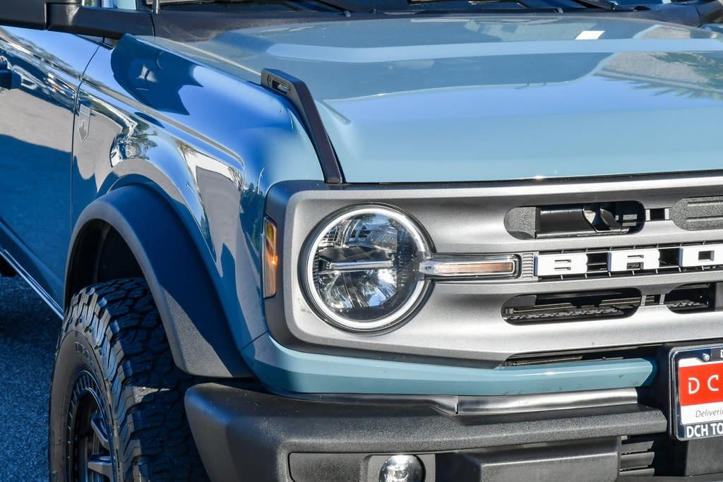 Thumbnail: 2021 Ford Bronco - 21