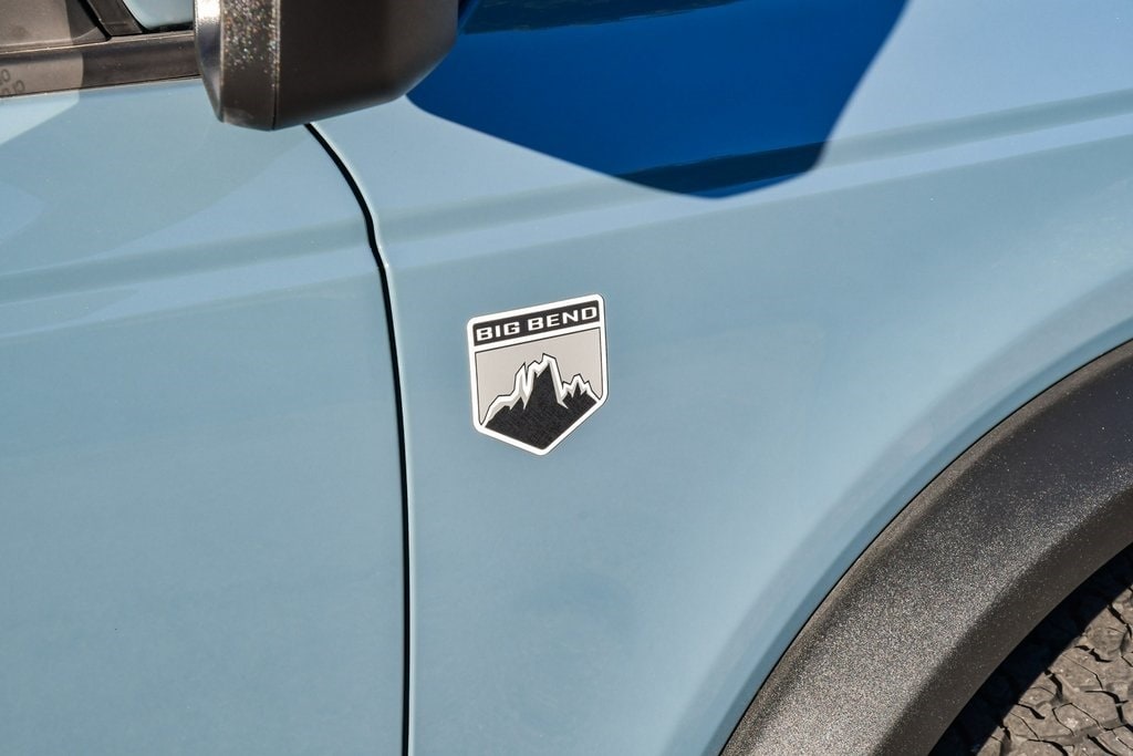 Thumbnail: 2021 Ford Bronco - 7