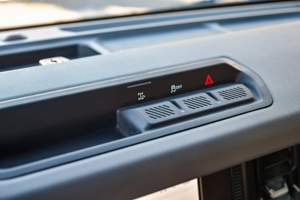 Thumbnail: 2021 Ford Bronco - 32