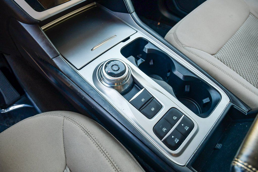 Thumbnail: 2021 Ford Explorer - 23