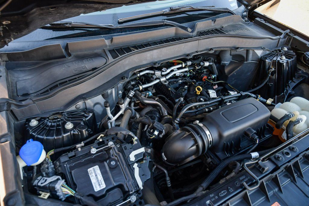 Thumbnail: 2021 Ford Explorer - 7