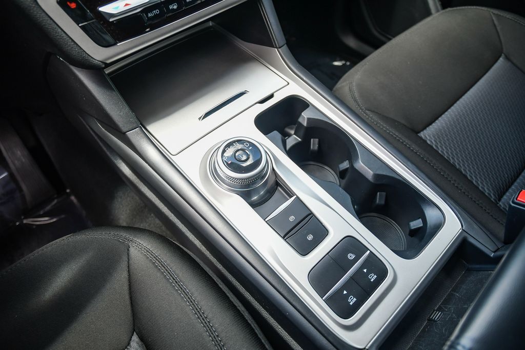 Thumbnail: 2022 Ford Explorer - 13