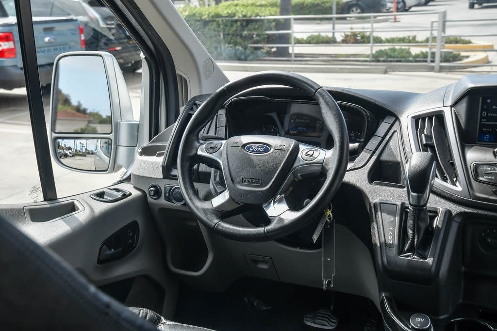 2017 Ford Transit Series 150 XL 2