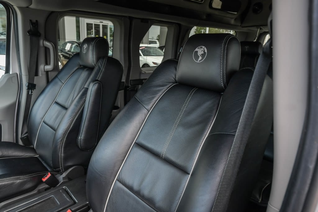 2017 Ford Transit Series 150 XL 11