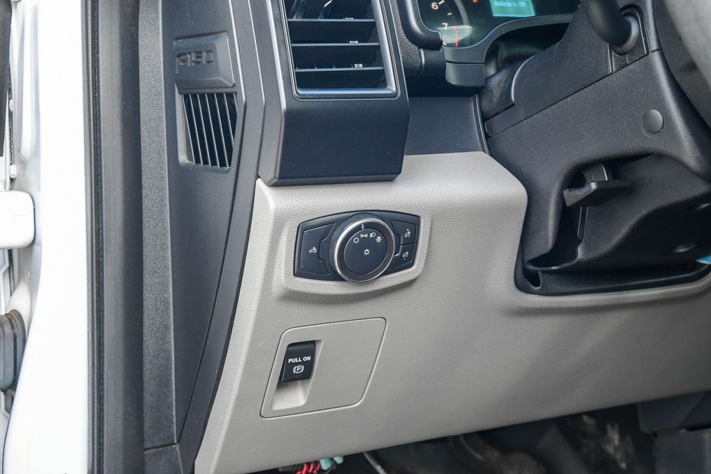 Thumbnail: 2018 Ford F-150 - 23