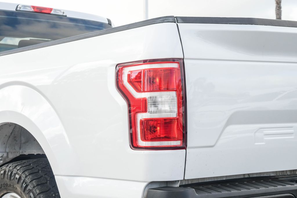 Thumbnail: 2018 Ford F-150 - 17