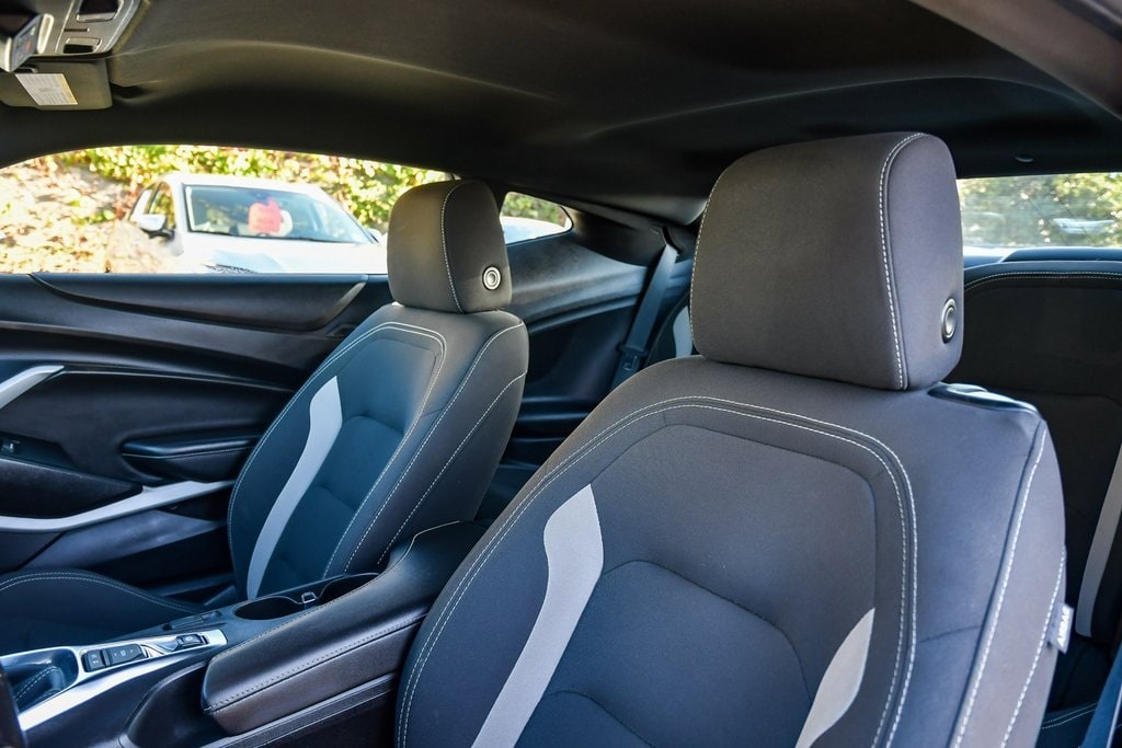 Thumbnail: 2021 Chevrolet Camaro - 24