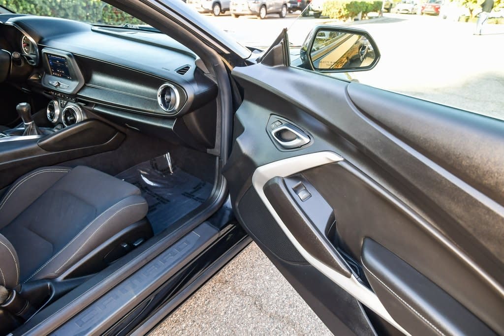 Thumbnail: 2021 Chevrolet Camaro - 13