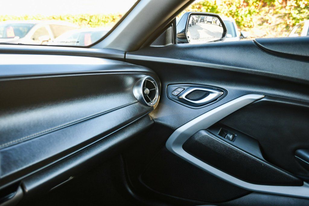 Thumbnail: 2021 Chevrolet Camaro - 33