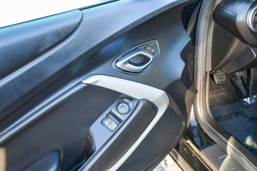 Thumbnail: 2021 Chevrolet Camaro - 25