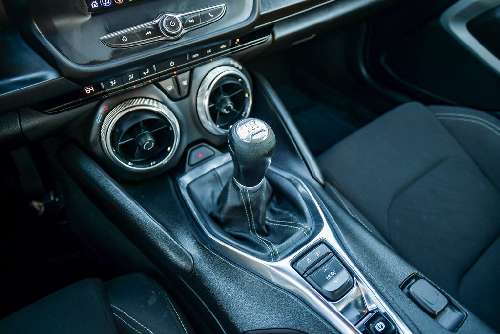 Thumbnail: 2021 Chevrolet Camaro - 30