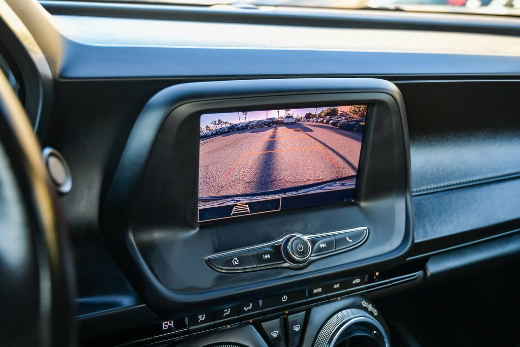 Thumbnail: 2021 Chevrolet Camaro - 14