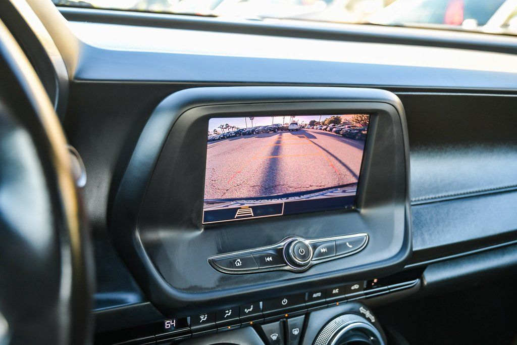 Thumbnail: 2021 Chevrolet Camaro - 32