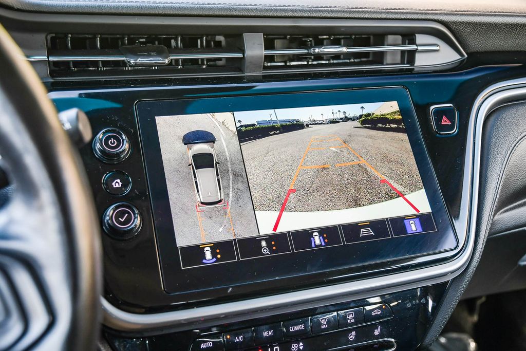 Thumbnail: 2023 Chevrolet Bolt EV - 23