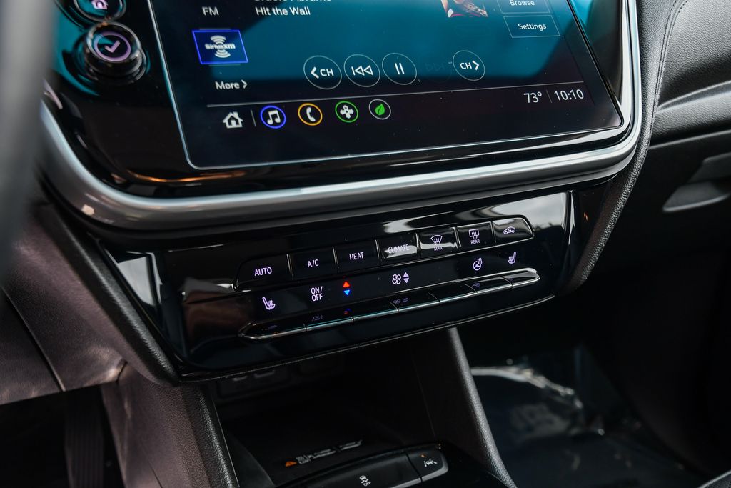 Thumbnail: 2023 Chevrolet Bolt EV - 23