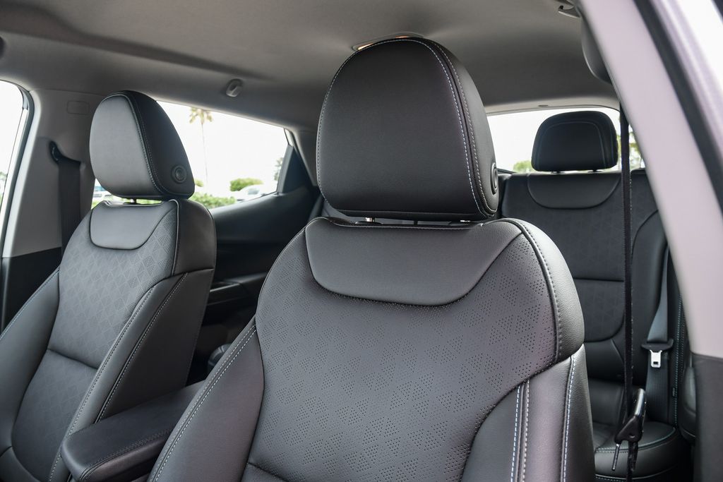 Thumbnail: 2023 Chevrolet Bolt EV - 10