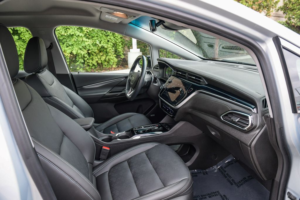 Thumbnail: 2023 Chevrolet Bolt EV - 9