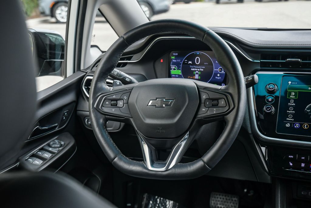 Thumbnail: 2023 Chevrolet Bolt EV - 2