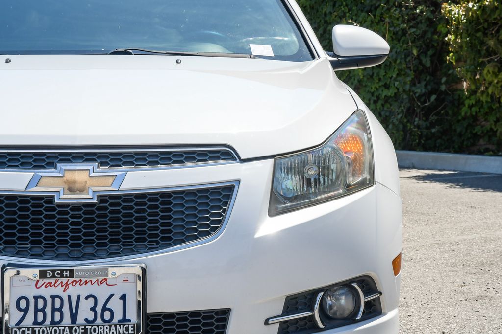Thumbnail: 2013 Chevrolet Cruze - 19