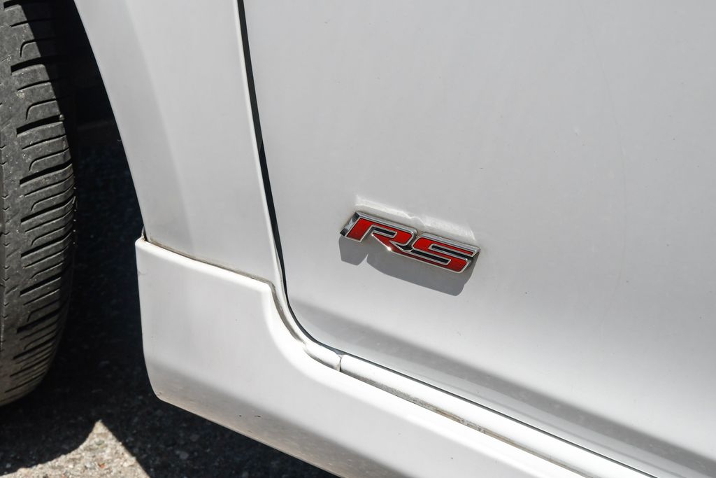Thumbnail: 2013 Chevrolet Cruze - 6