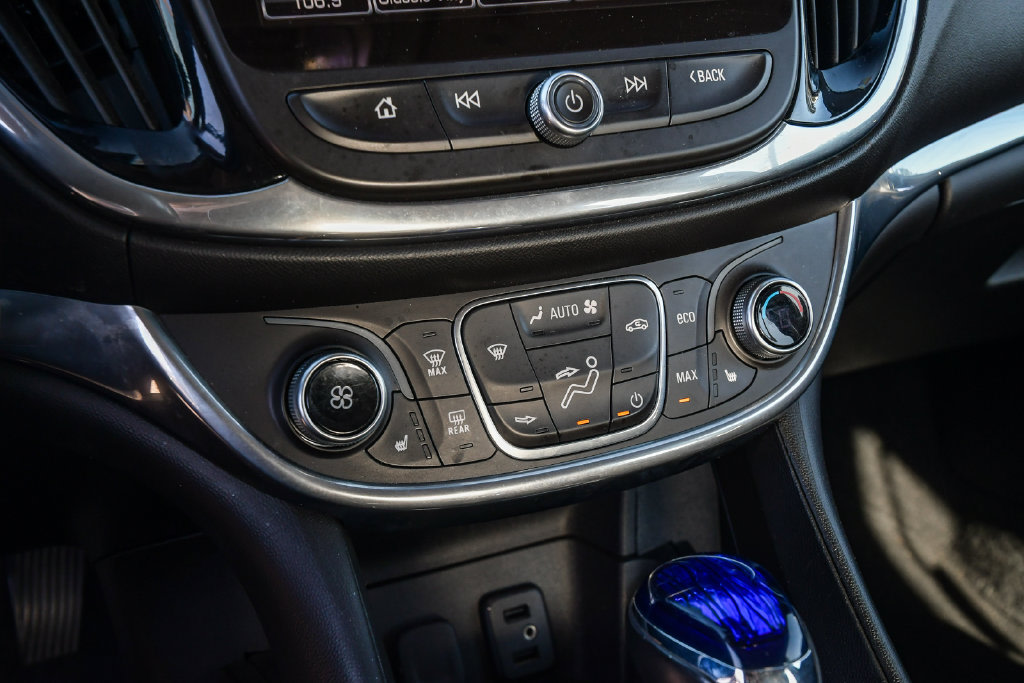 Thumbnail: 2018 Chevrolet Volt - 25