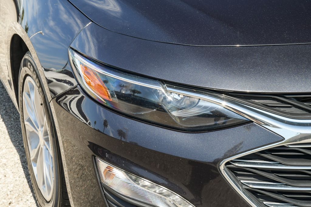 Thumbnail: 2023 Chevrolet Malibu - 6