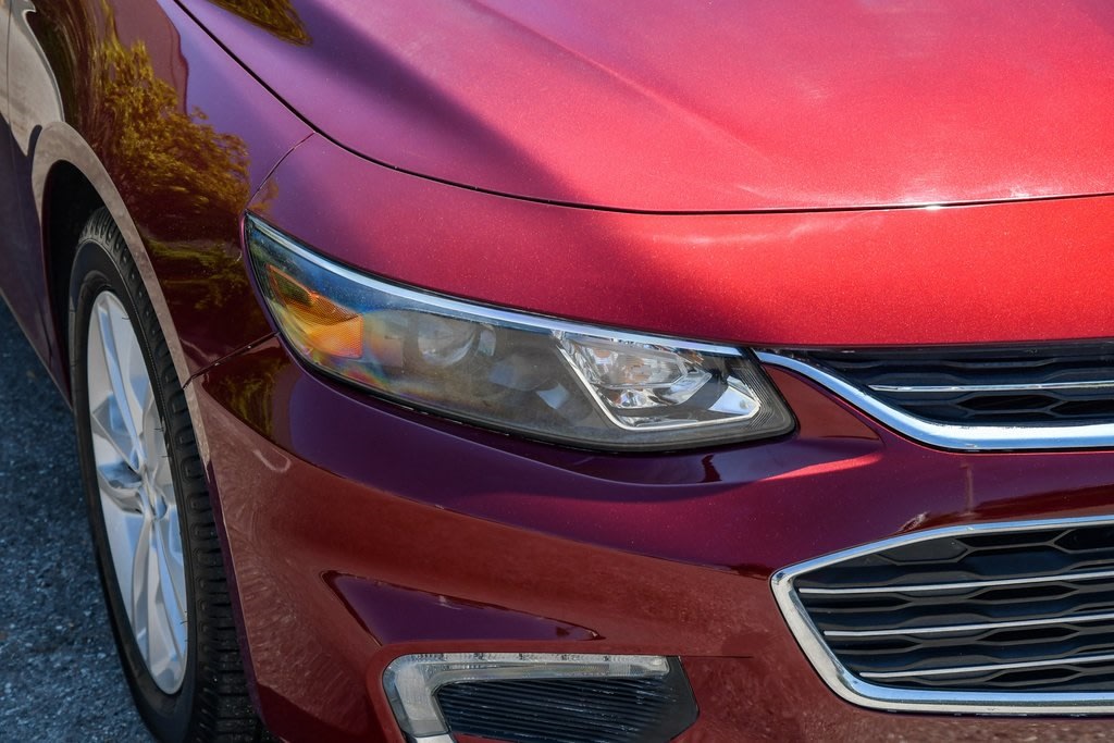 Thumbnail: 2016 Chevrolet Malibu - 16