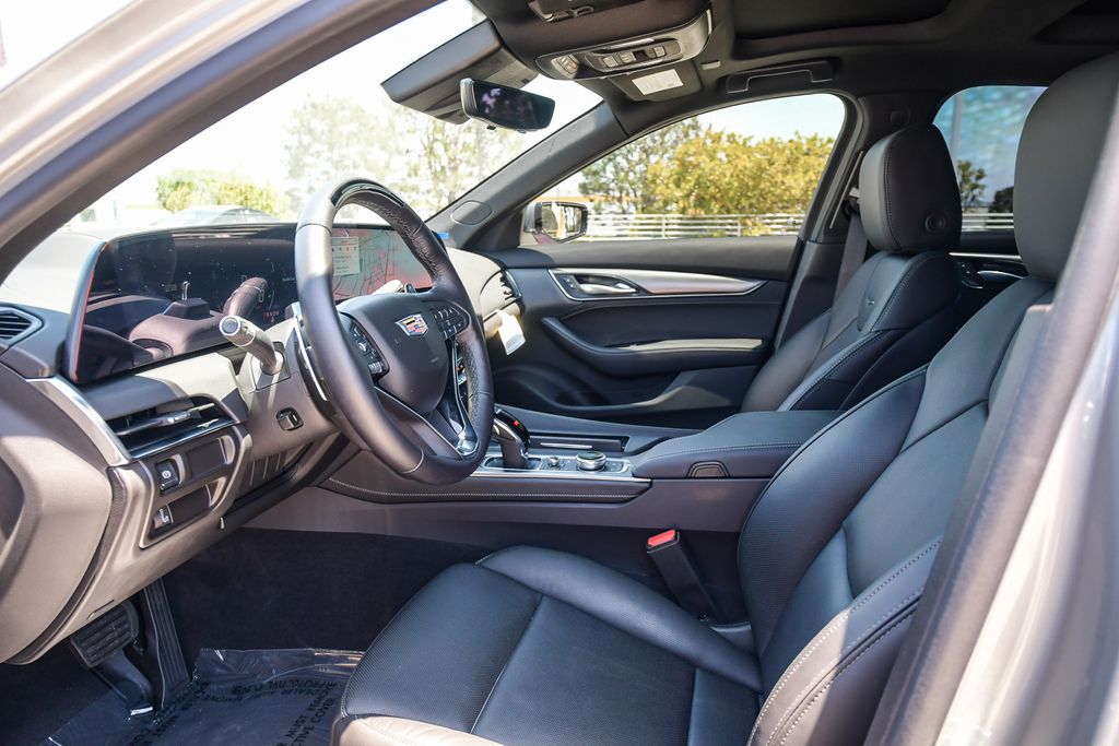 Thumbnail: 2026 Cadillac CT5 - 10