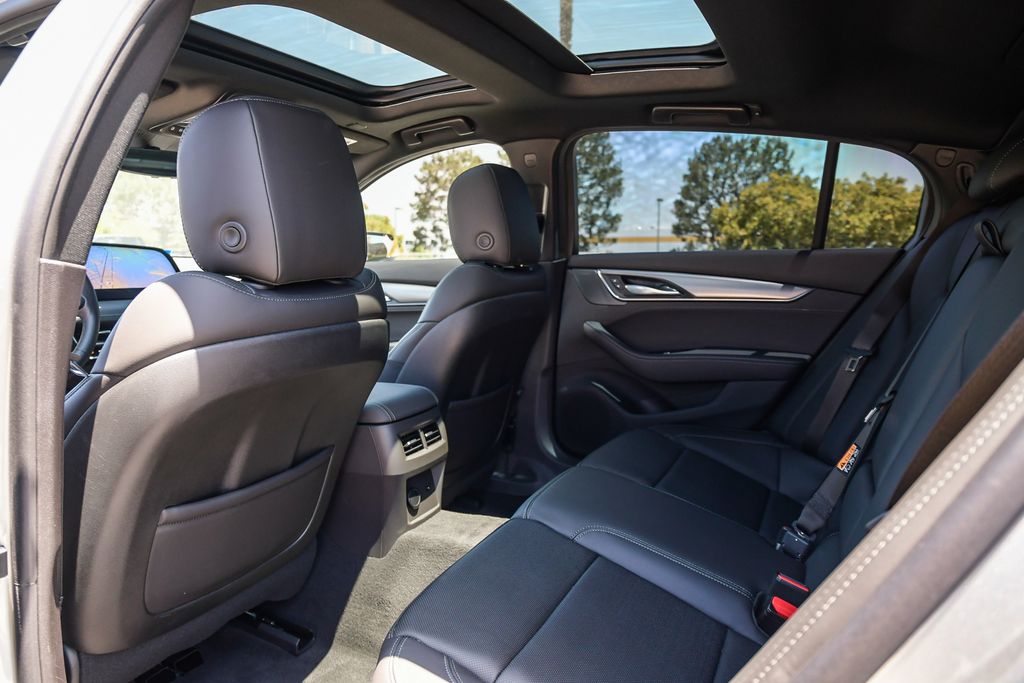 Thumbnail: 2026 Cadillac CT5 - 11