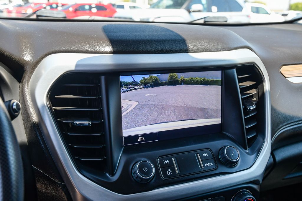 Thumbnail: 2022 GMC Acadia - 27