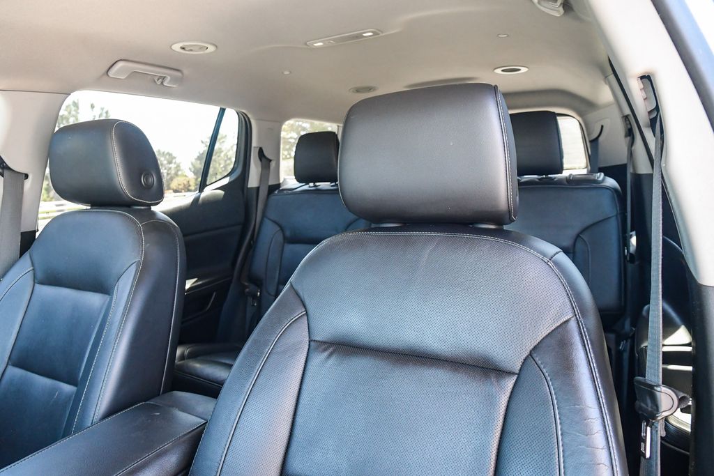 Thumbnail: 2018 GMC Acadia - 23
