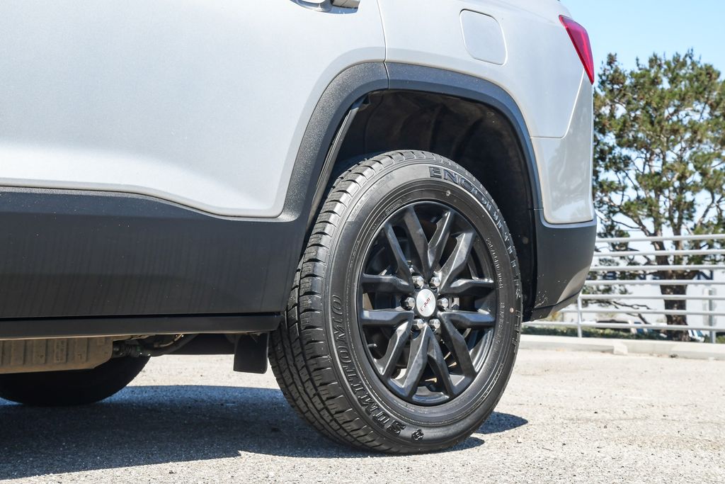 Thumbnail: 2018 GMC Acadia - 21