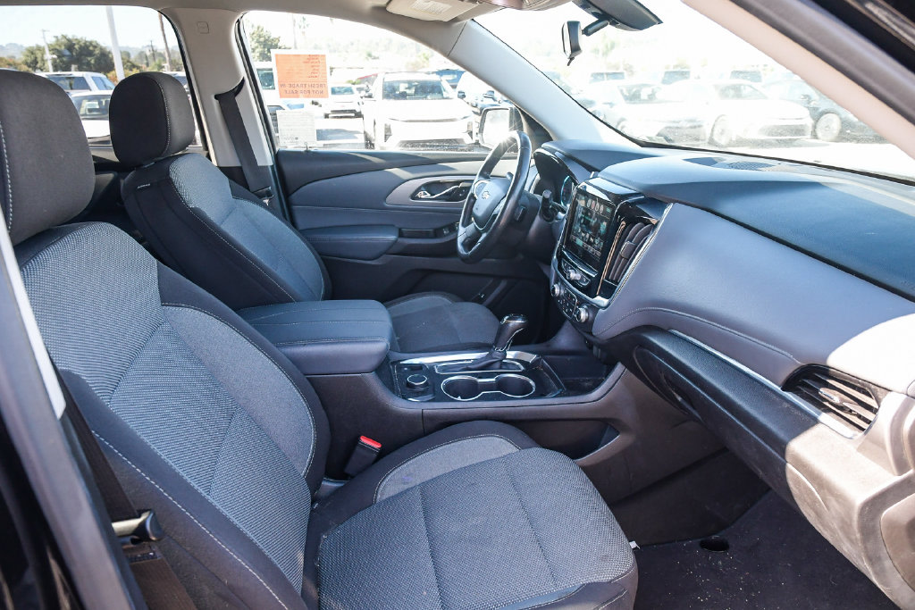 Thumbnail: 2019 Chevrolet Traverse - 10