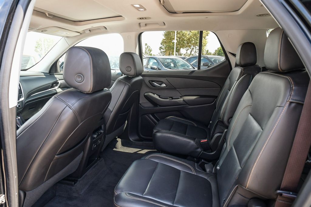 Thumbnail: 2020 Chevrolet Traverse - 12