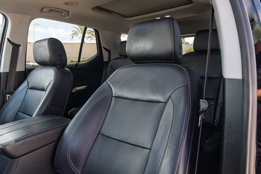 Thumbnail: 2020 Chevrolet Traverse - 26